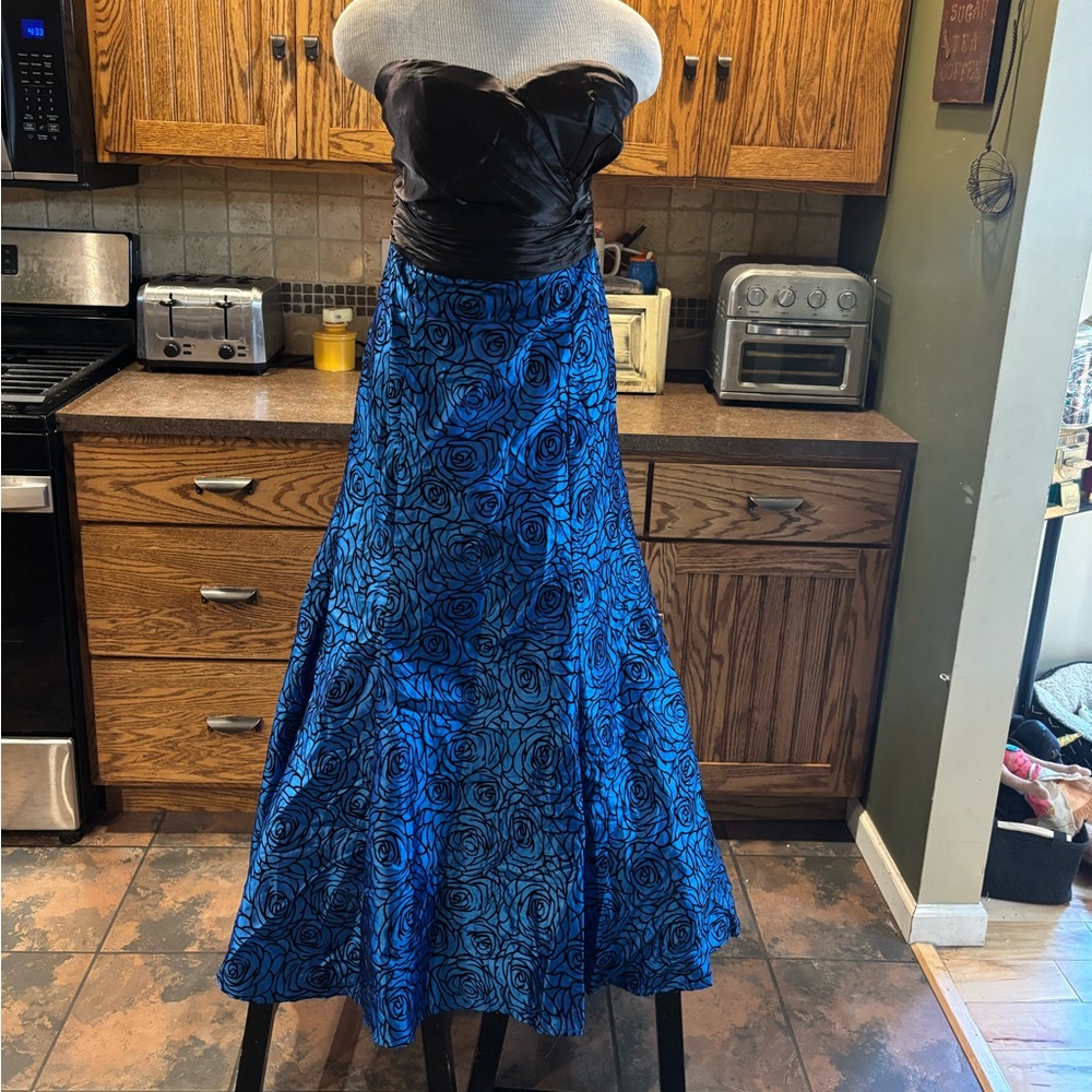 Ever Pretty Strapless Black and Blue Dress